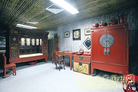 滕頭案例館中展示的“十里紅妝”寧波風(fēng)情