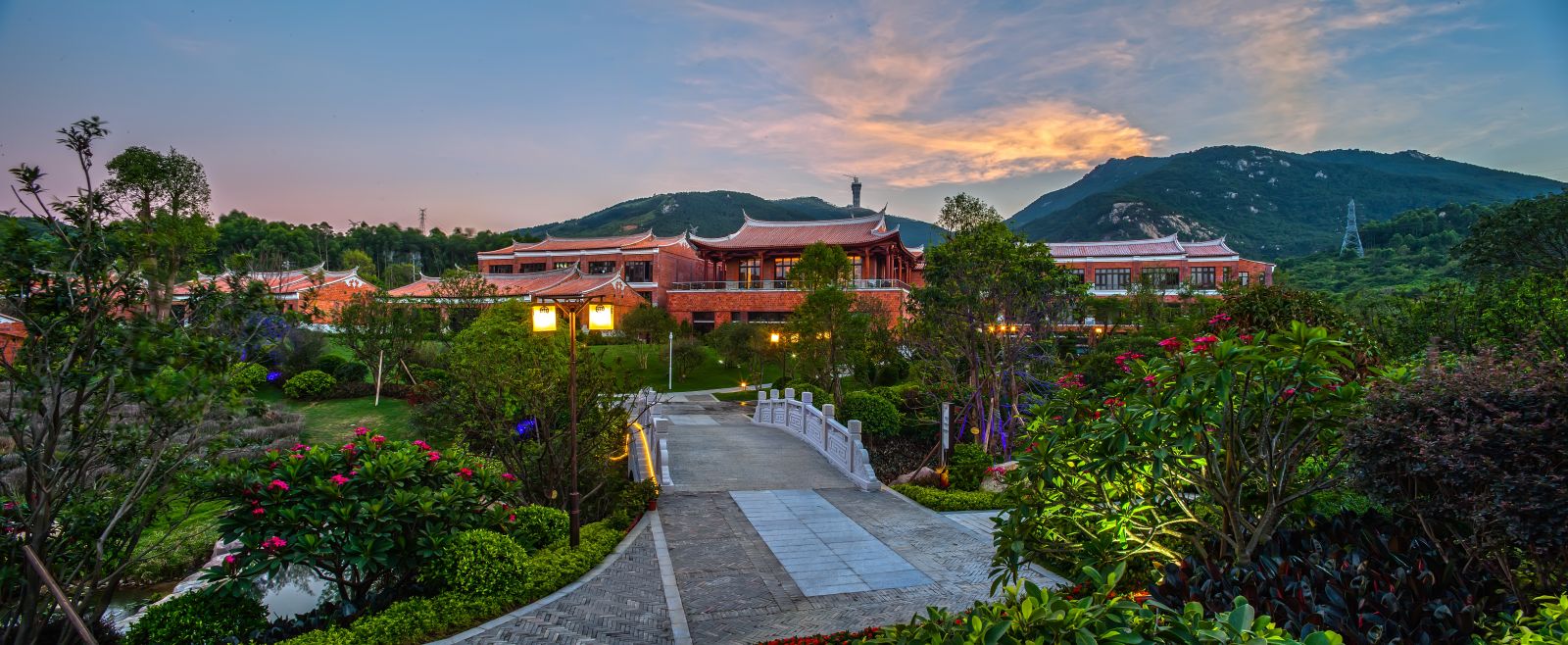 廣畝景觀(guān)：世茂紫茂府樣板區景觀(guān)設計