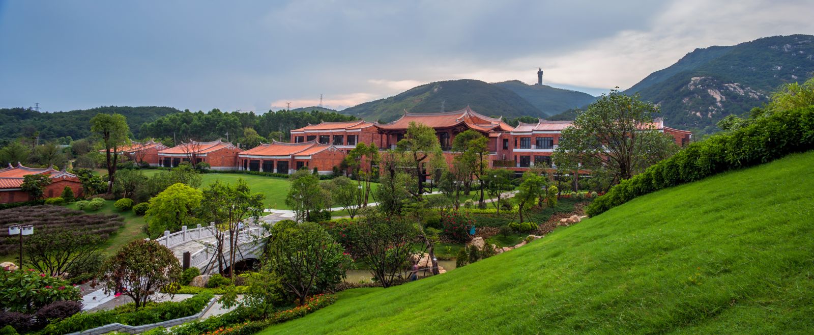 廣畝景觀(guān)：世茂紫茂府樣板區景觀(guān)設計