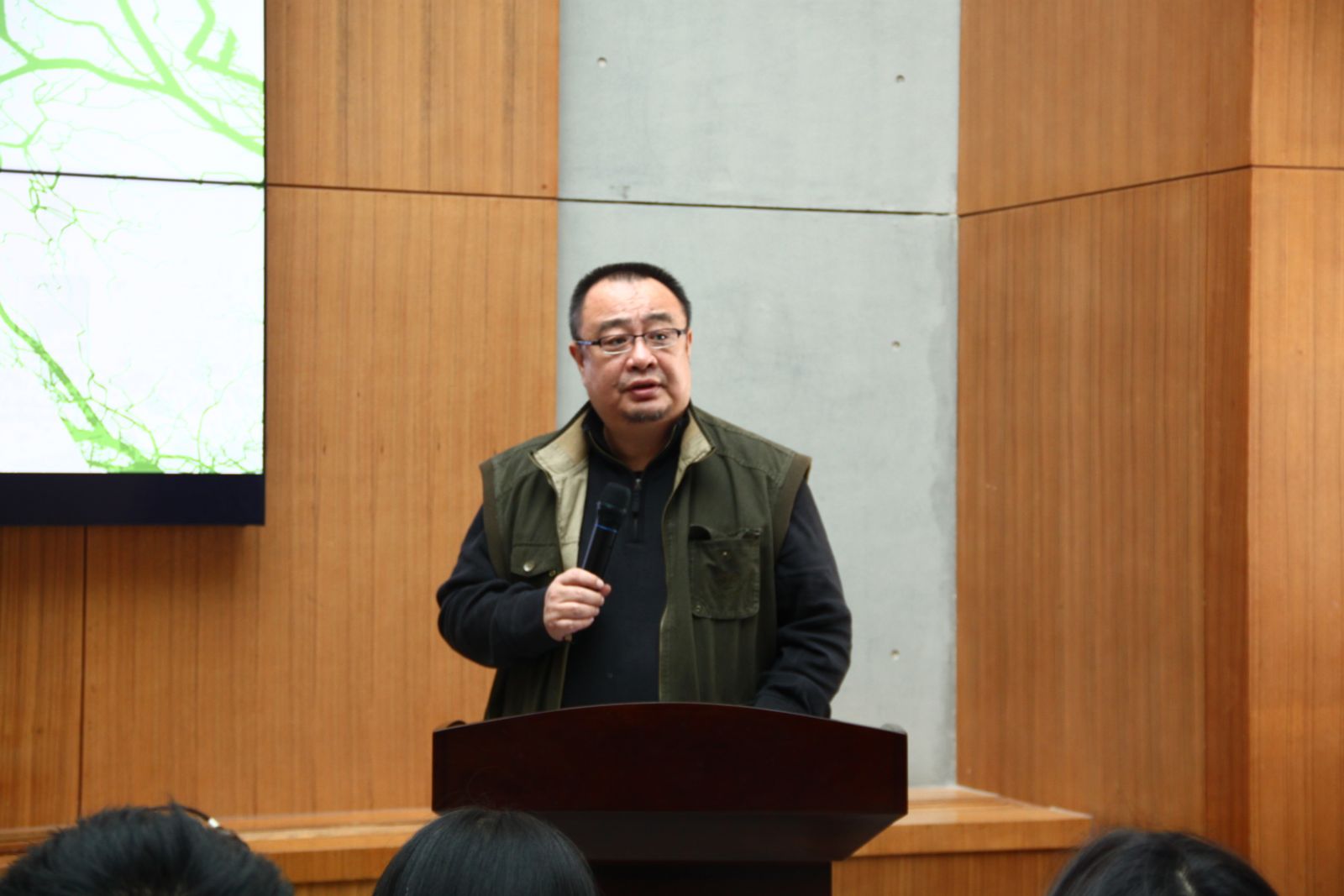 第十二屆首都高校風(fēng)景園林研究生學(xué)術(shù)論壇圓滿(mǎn)落幕