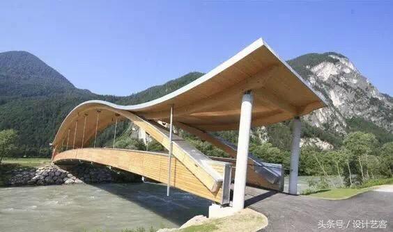 創(chuàng  )意橋梁設計帶來(lái)獨特的城市風(fēng)景