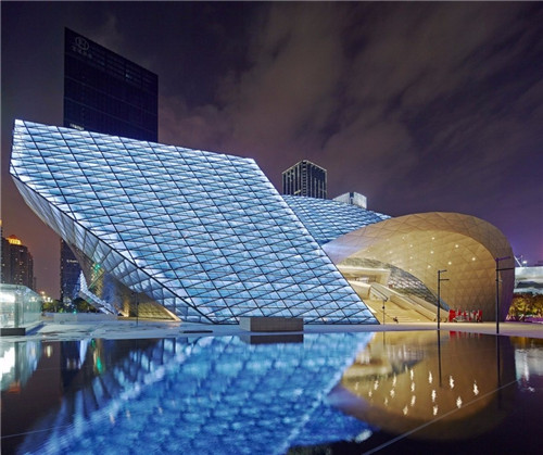 深圳當代藝術(shù)館及城市規劃展覽館