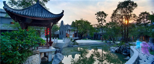 中式園林中的景觀(guān)小品