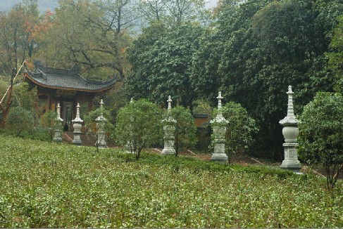 法云弄前山門(mén)